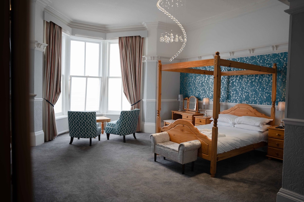 Double Room (4 poster)