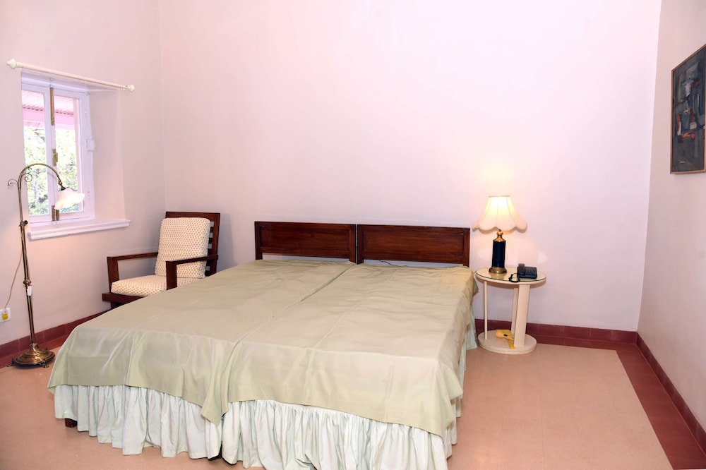 Room, 3 Bedrooms (1 Dingley Dell) photo 1