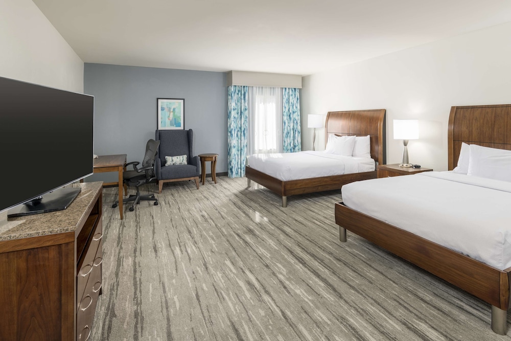 Room, 2 Queen Beds, Accessible - Photo 4