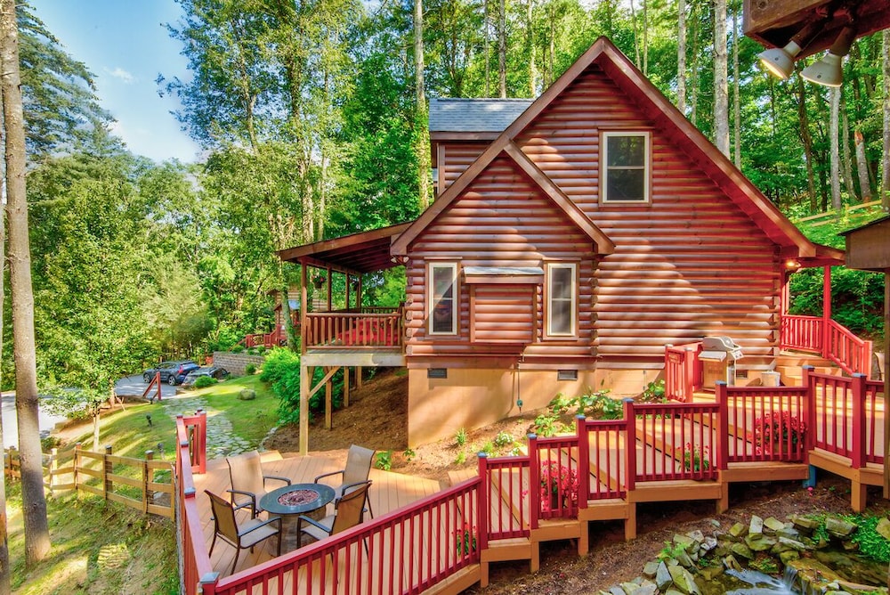 Deluxe Cabin photo 2