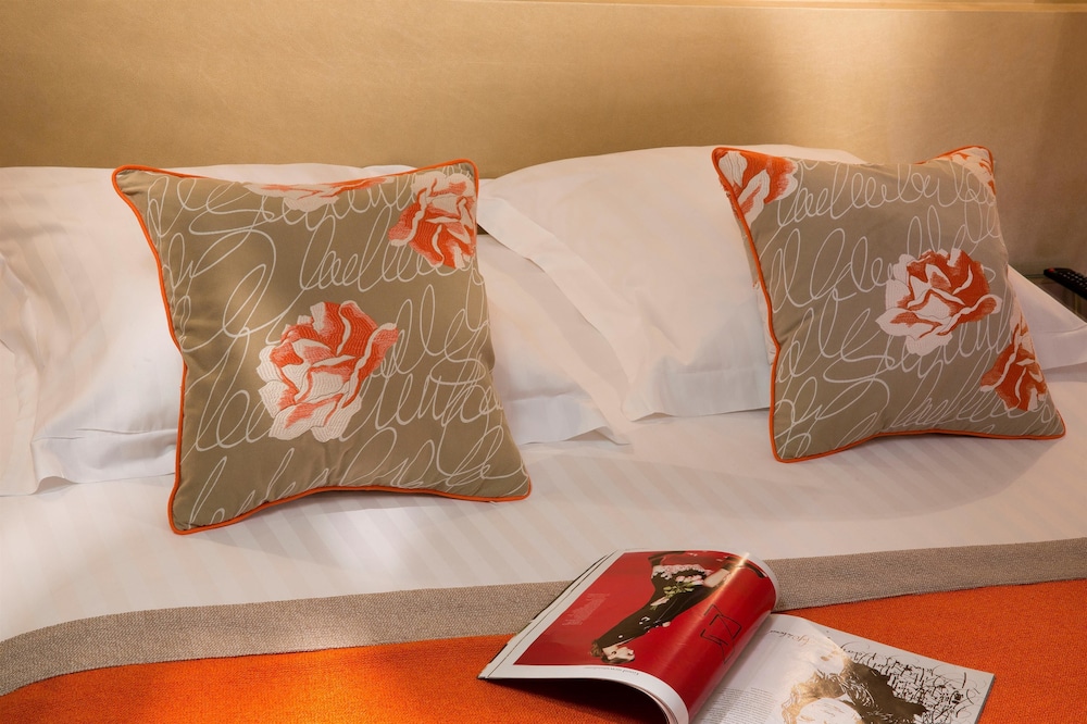 Standard Room, 1 Double Bed, Non Smoking (Small Room) photo 2
