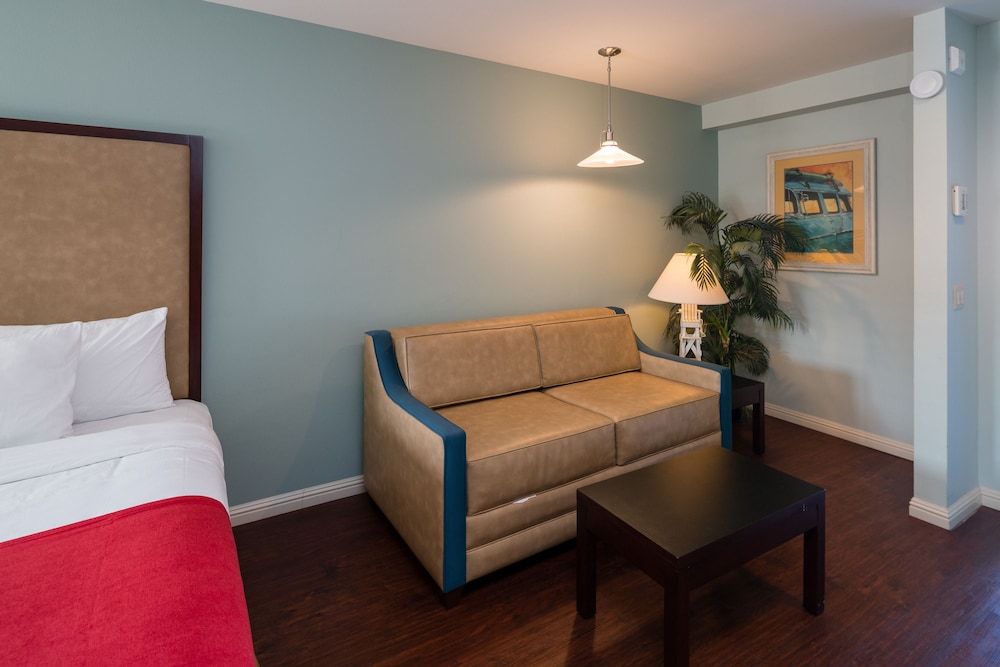 Luxury Room, 1 King Bed With Sofa Bed, Non Smoking photo 2