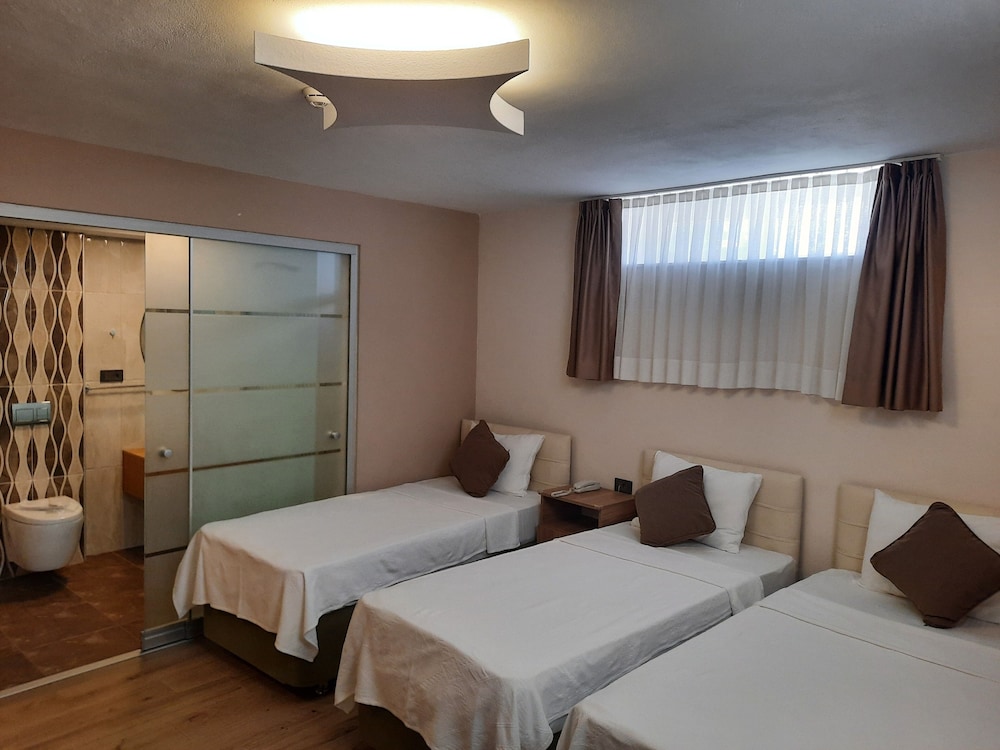 Triple Room, Half Basement