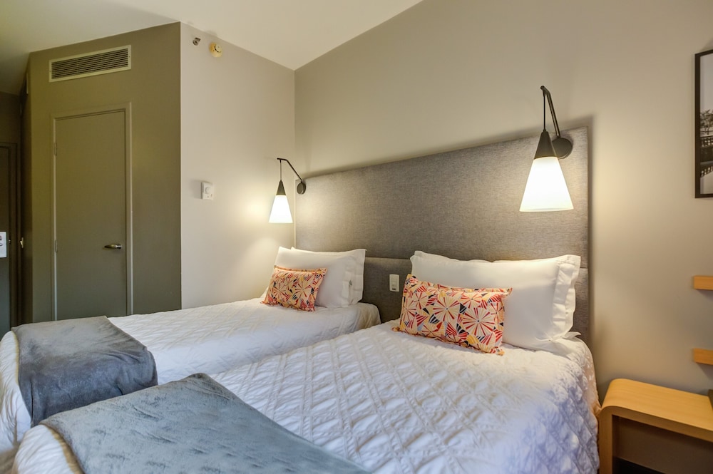 Superior Room, 2 Twin Beds photo 3