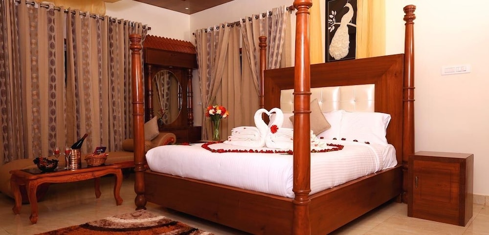 Honeymoon Suite photo 2