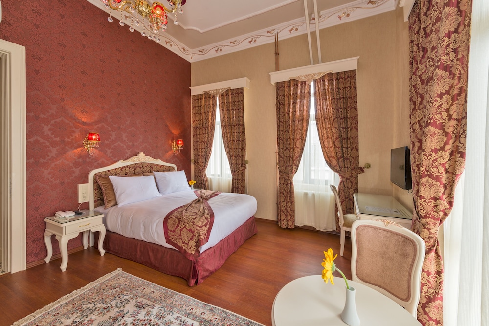 Deluxe Double or Twin Room photo 2