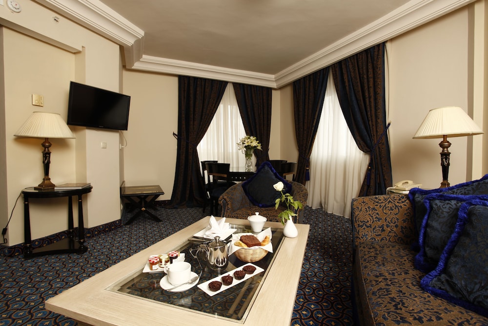 Junior Suite - Photo 3