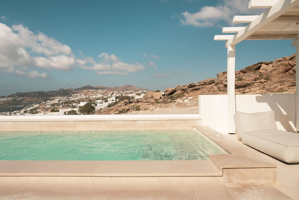 Suite, Private Pool, Sea View - Photo 10