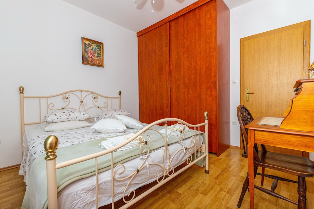 Apartment, 2 Bedrooms, Sea View
