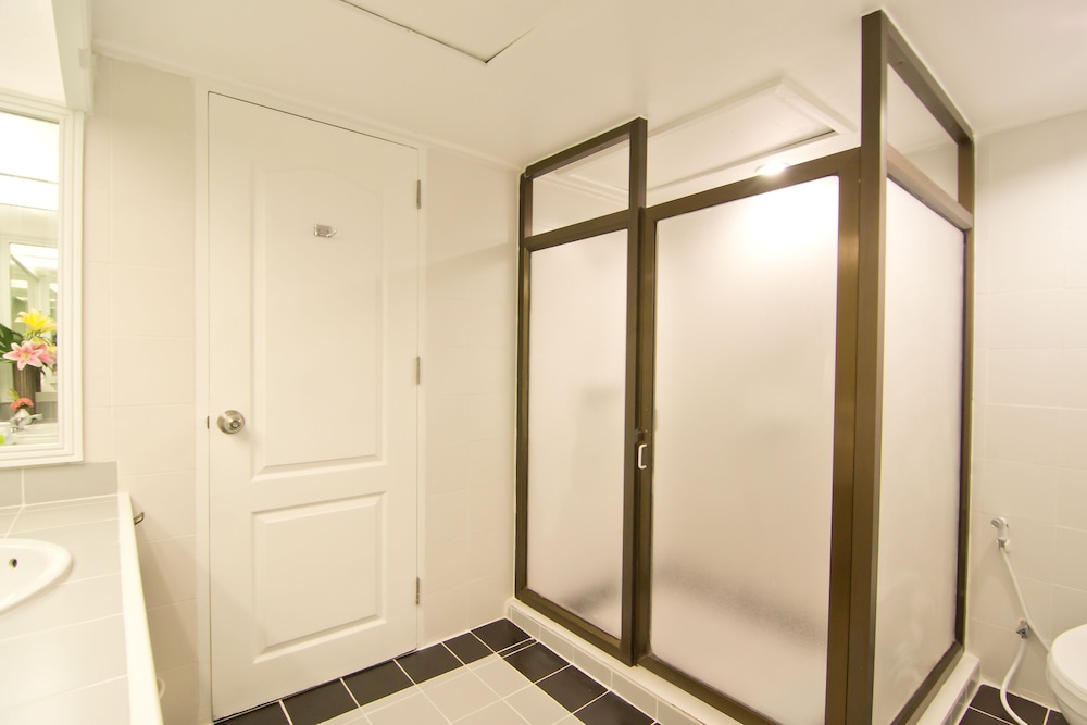 Grand Deluxe Seaview photo 2