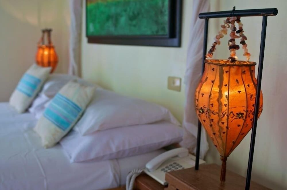 Honeymoon Villa, 1 King Bed photo 3