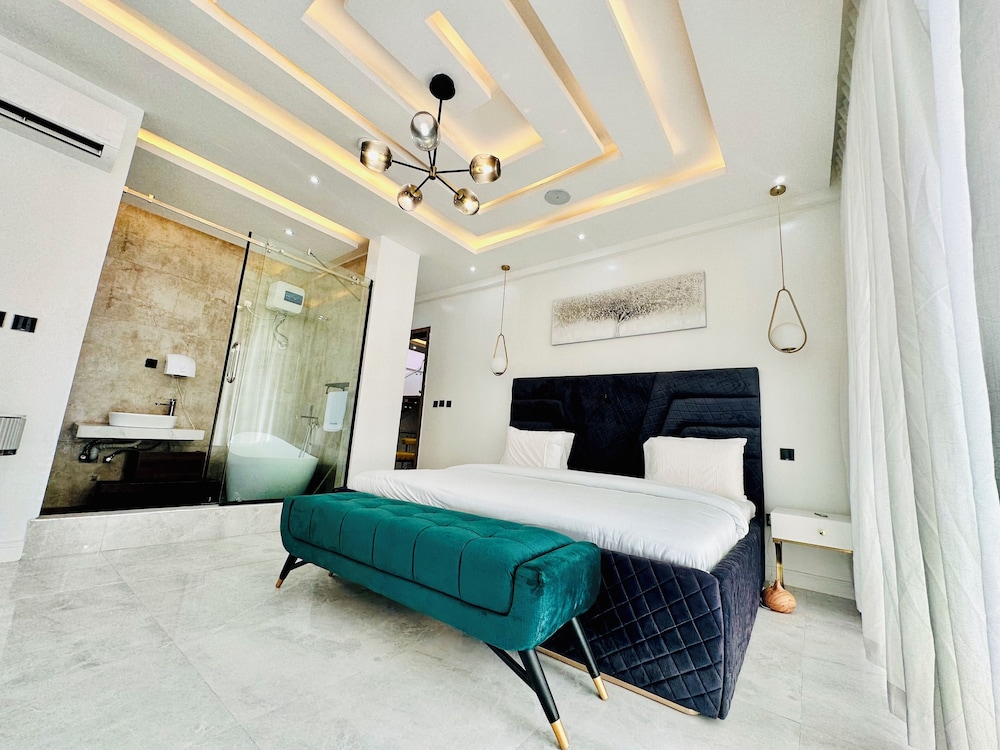 Luxury Double Room, Pool View