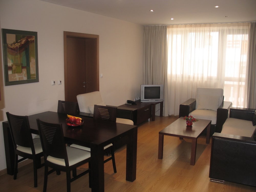 Apartment, 2 Bedrooms, Balcony