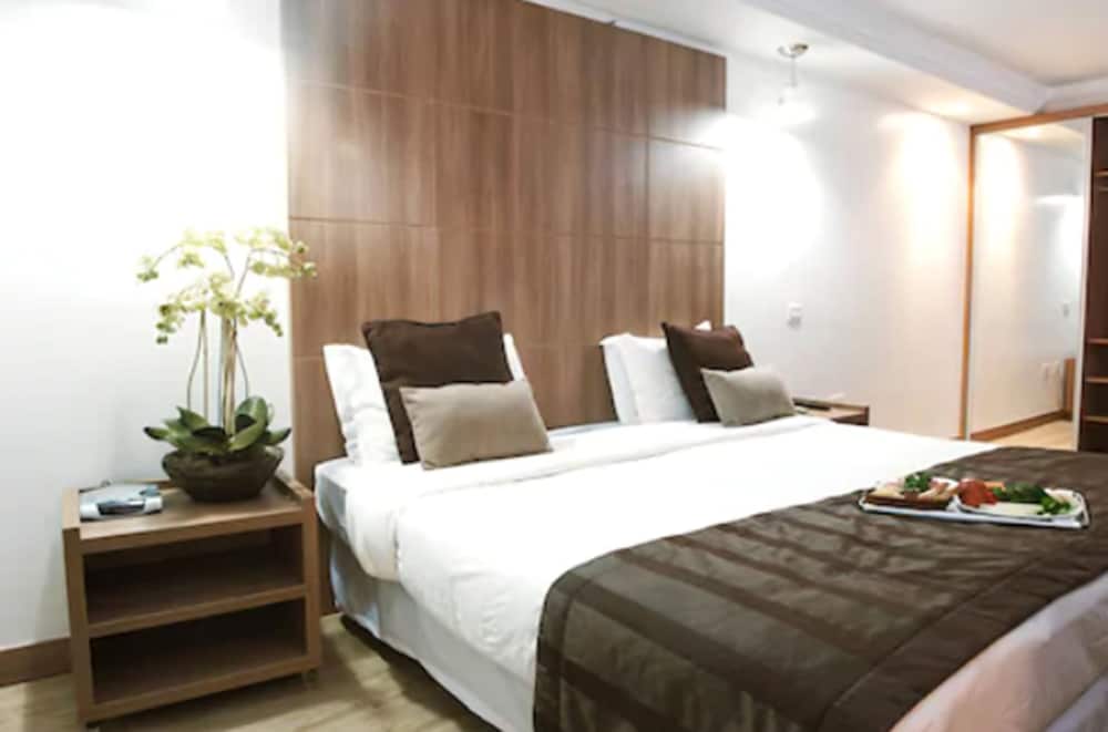 Luxury Suite