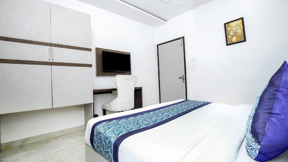 Deluxe Double Room, City View