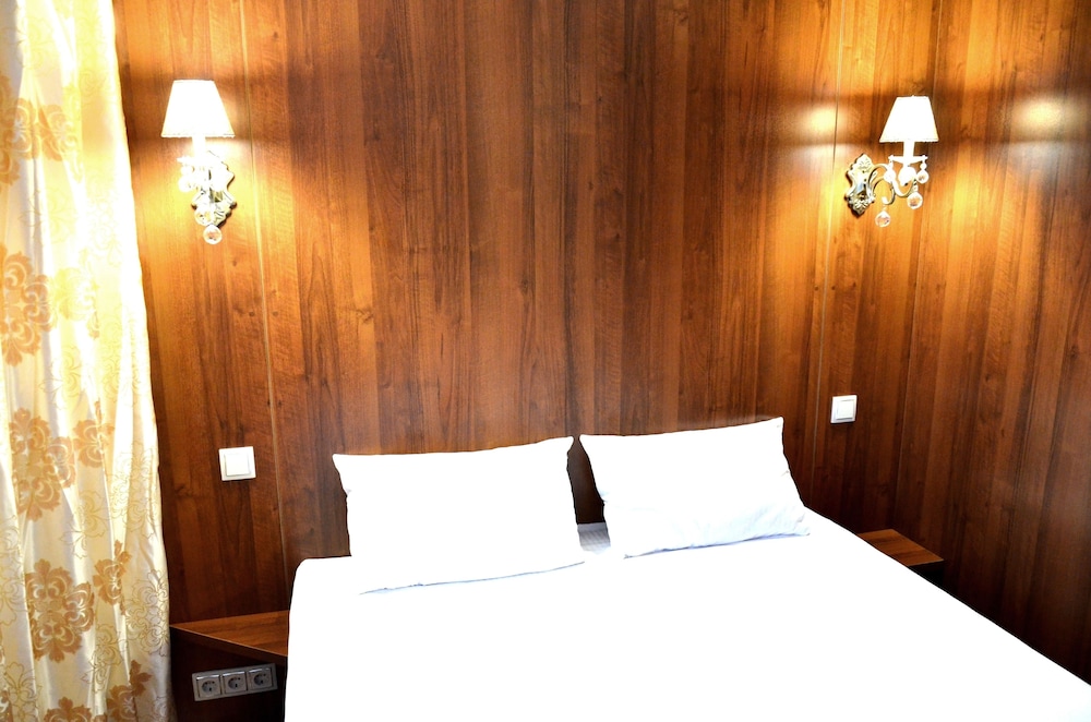 Standard Double Room photo 2