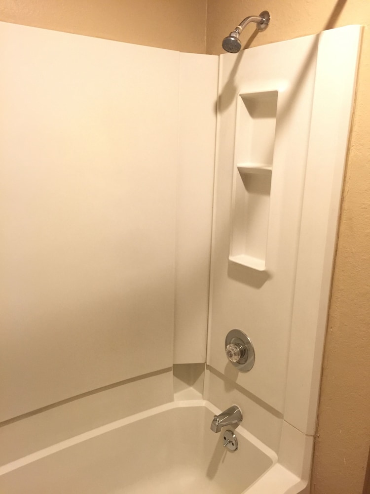 Room, 1 Queen Bed, Accessible, Non Smoking photo 3