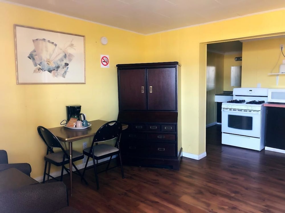 Family Suite, 2 Bedrooms, Kitchen photo 3