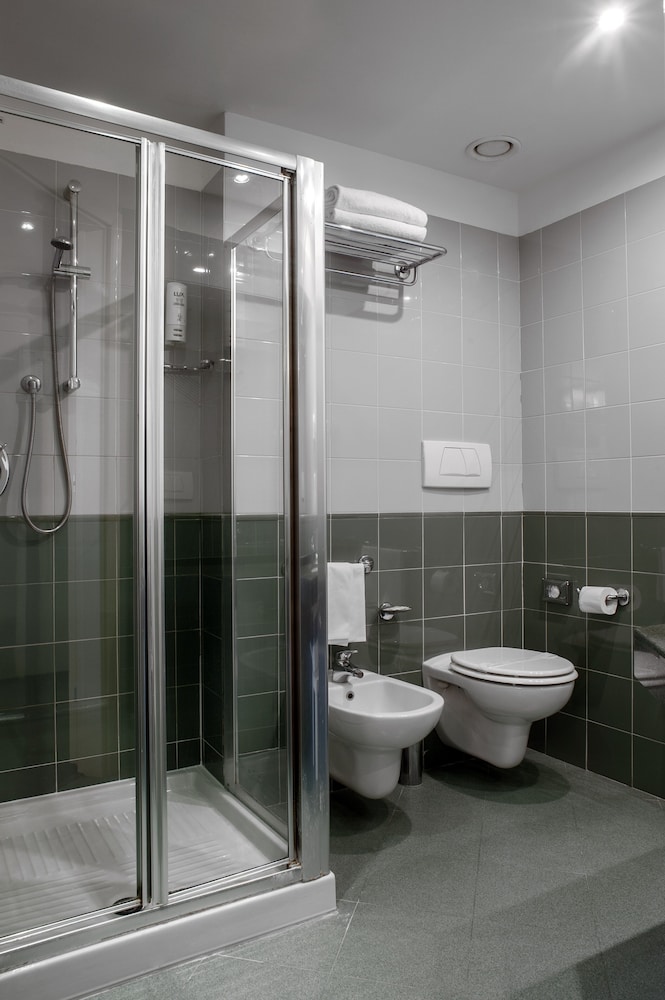 Comfort Double Room Single Use - Photo 6