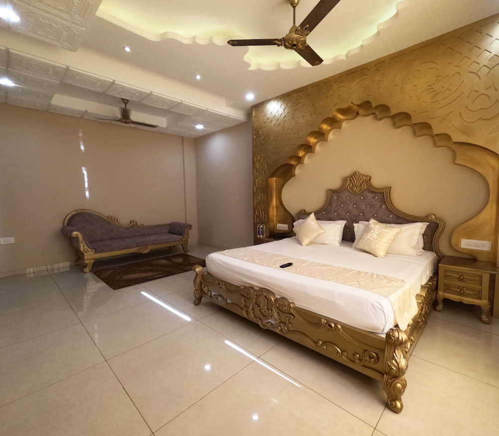Royal Suite - Photo 6
