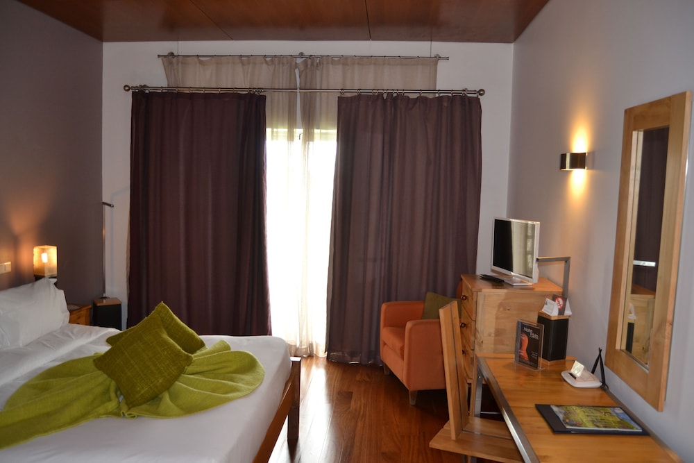 Standard Double or Twin Room - Photo 1
