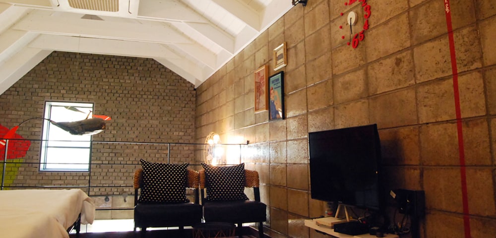 Duplex, 1 Bedroom (Blue Pop) - Photo 6