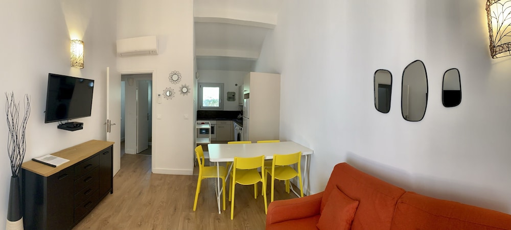 Comfort Villa (F3 5 pax) photo 1