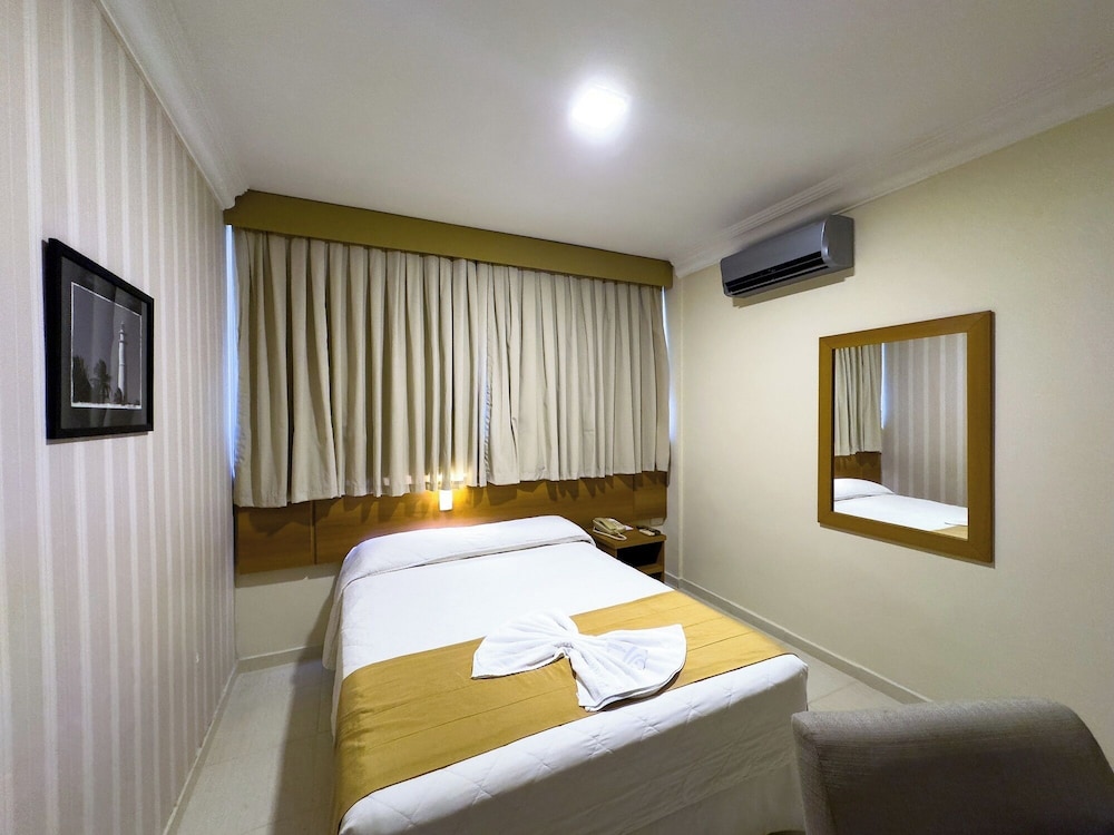 Quarto Luxo 1 Cama de Casal - Photo 1