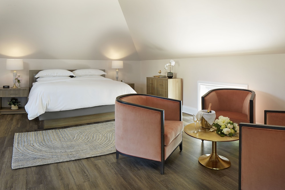 Luxury Suite King thumbnail 5