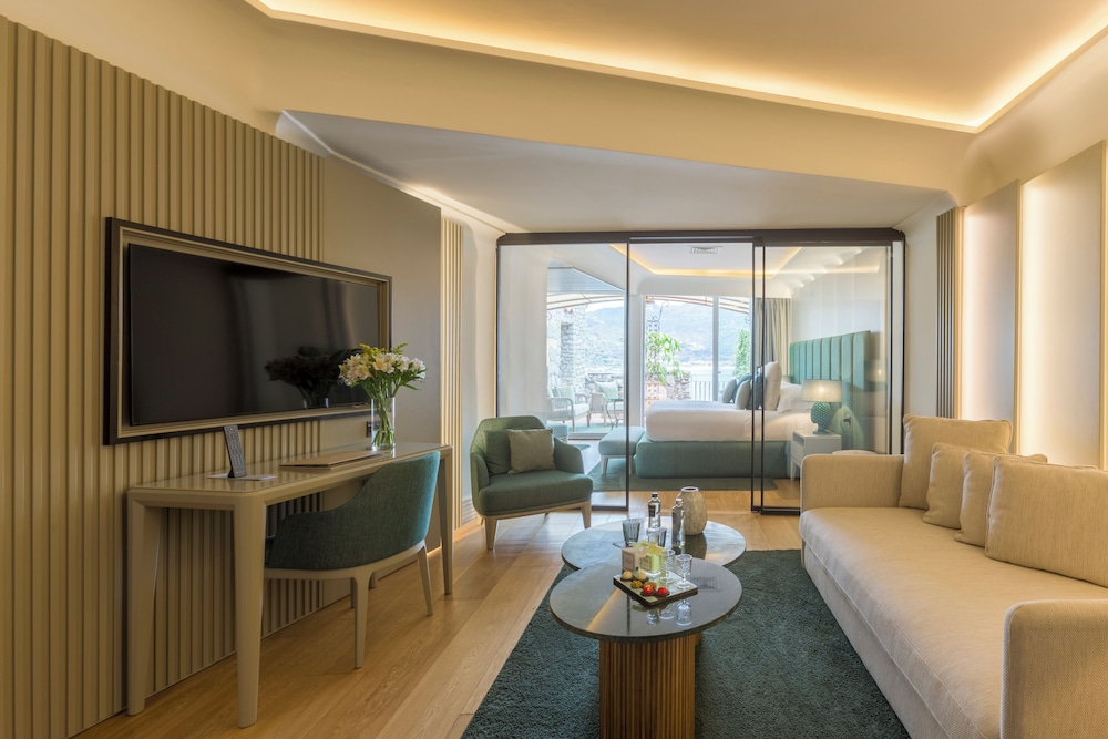 Triple suite, sea view - Photo 3