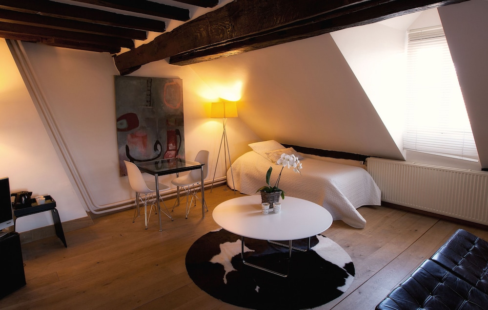 Comfort Quadruple Room, Bathtub photo 1