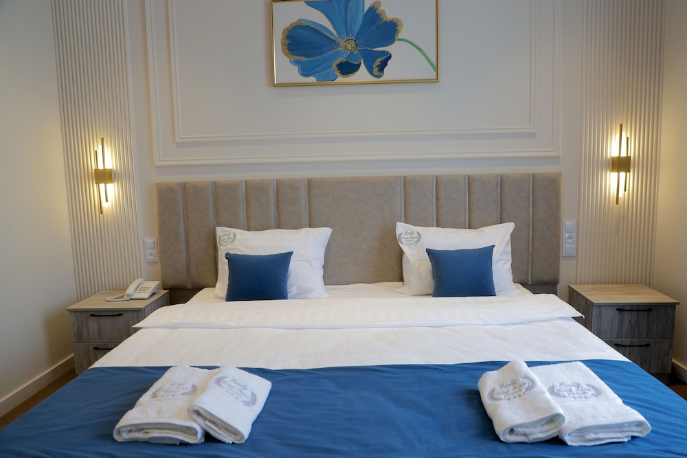 Comfort Double Room, City View
