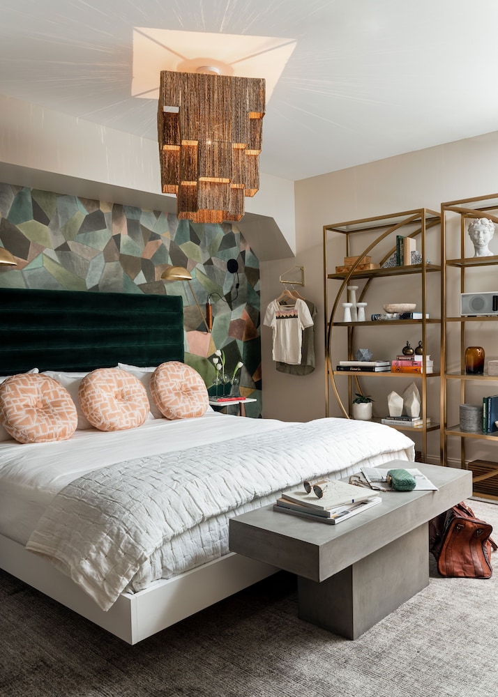 Luxury Single Room (Tiger Suite) photo 1