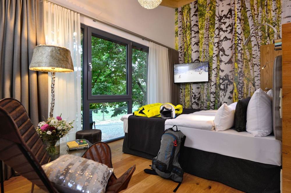 Baum Chalet, 1 Queen Bed, Garden View photo 3