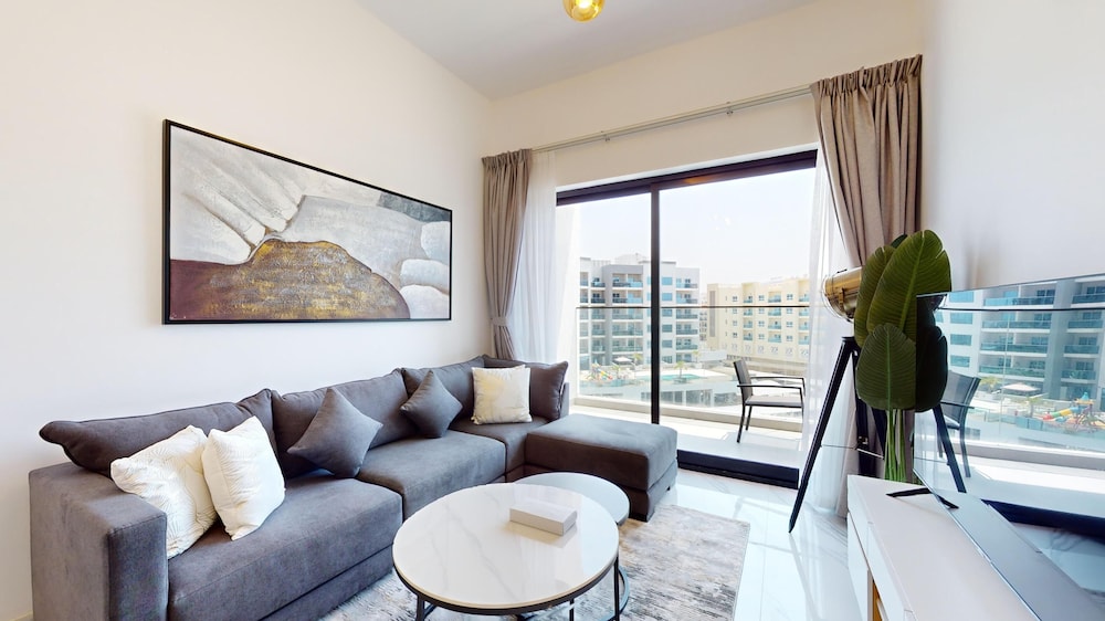 Apartment, 2 Bedrooms, Pool Access photo 3