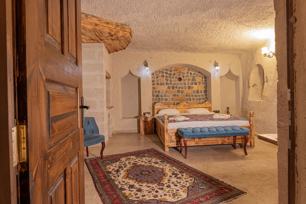 Deluxe Cave Room - Photo 4