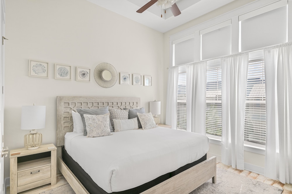 Townhome, 3 Bedrooms (Just Beachin)