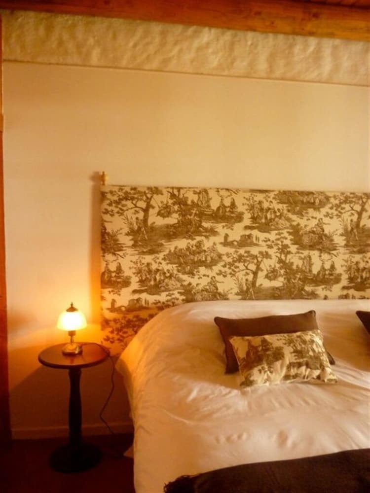 Standard Double Room, 1 King Bed photo 2