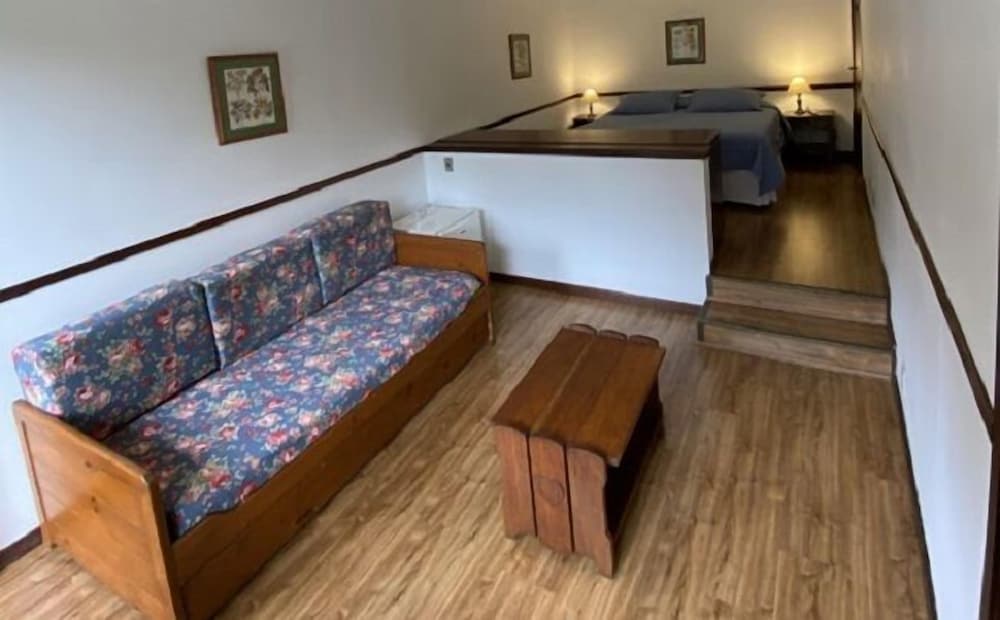 Traditional Suite