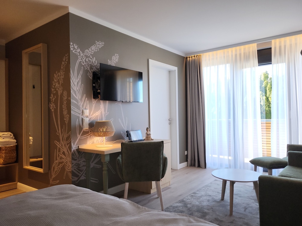 Doppelzimmer Premium mit Balkon photo 2
