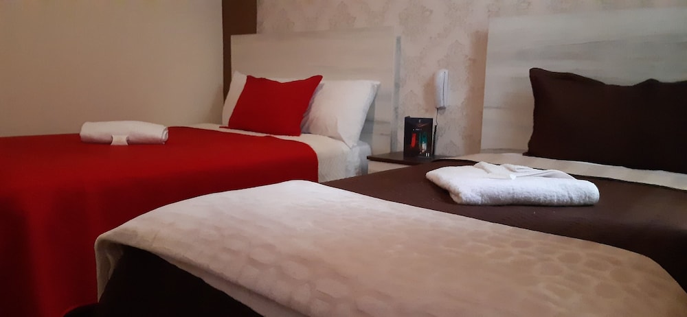 Family Double Room photo 2