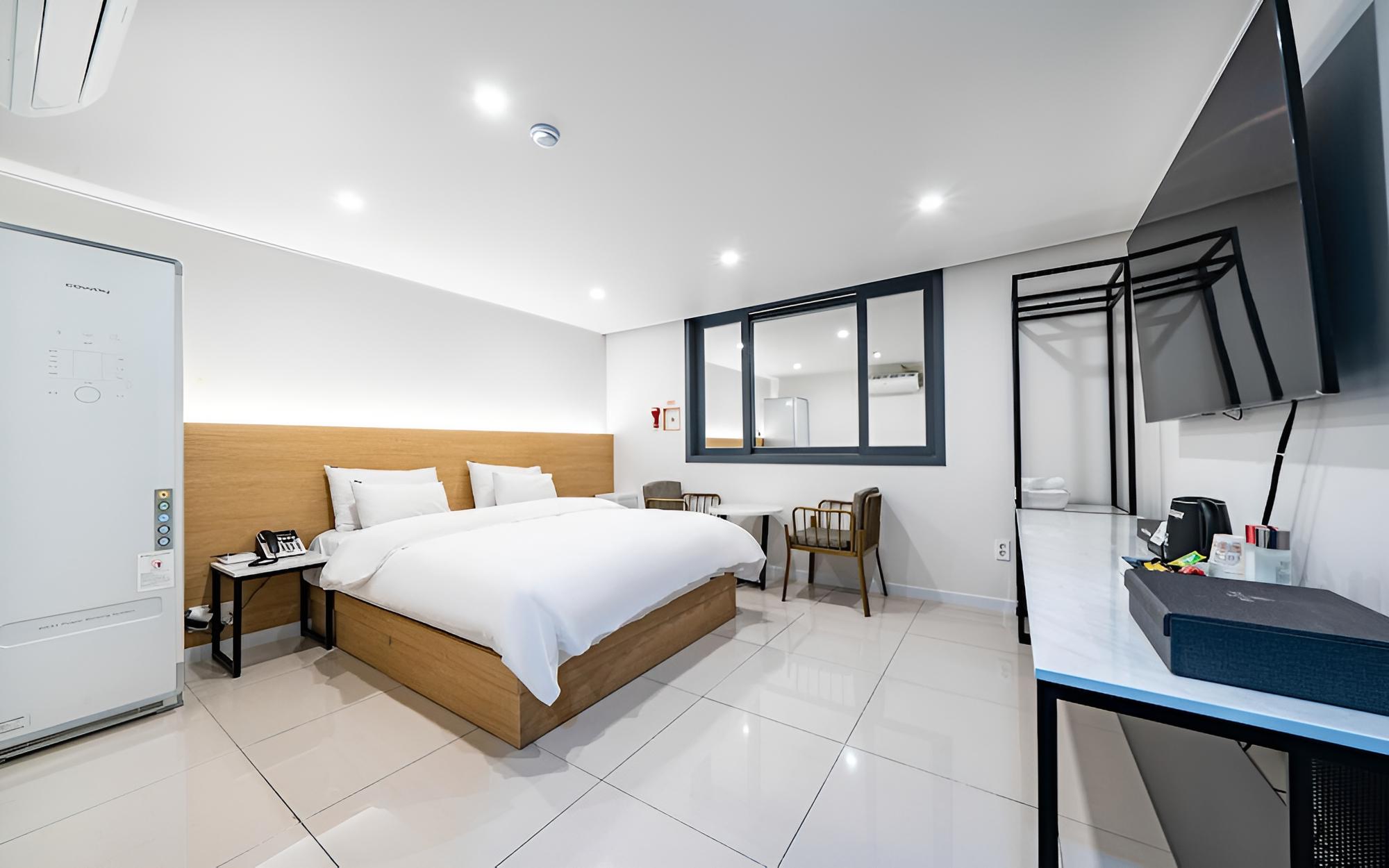 Room (Premium - Clothing purifier (non-smok) - Photo 7
