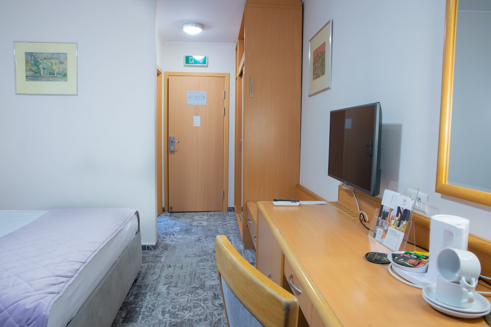 Double Room with sofa photo 2