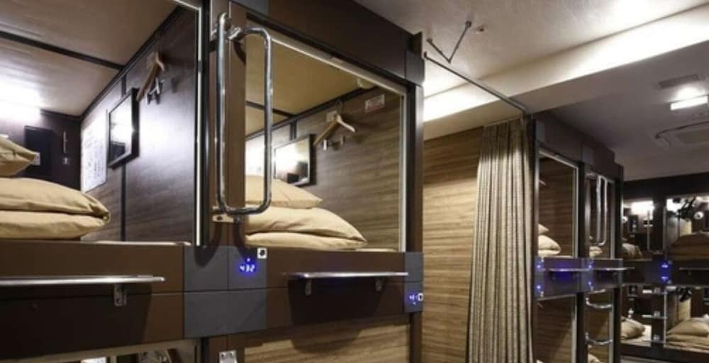 Capsule room Men only for 2 persons - Photo 2