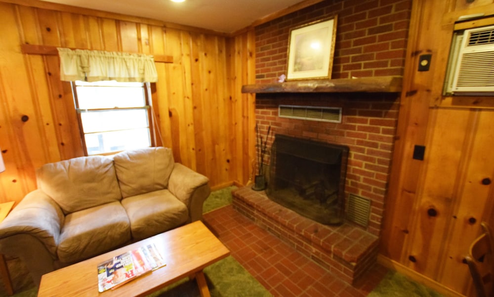 Greenwood Cottage - Photo 7