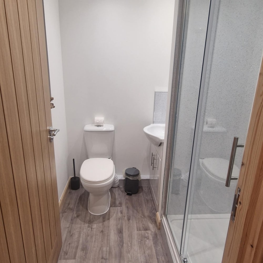 Comfort Cabin, Private Bathroom (Geraldine Lodge) photo 3