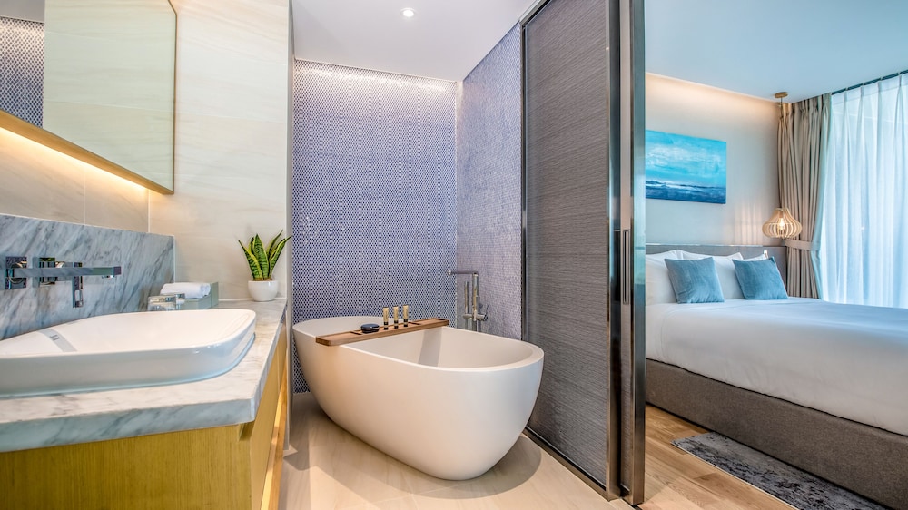 Junior Suite, City View - Photo 4