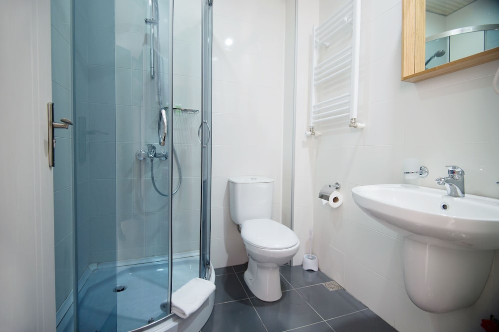Standard Double or Twin Room, Balcony - Photo 5