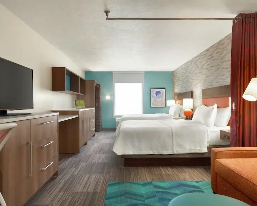 Studio, 2 Queen Beds, Accessible, Bathtub photo 1