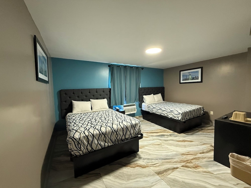 Deluxe Double Room, 2 Double Beds, Non Smoking